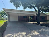 218 N. Louis, Yorktown, TX 78164