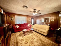 654 E. Seventh St, Yorktown, TX 78164