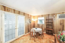 94 Crestview Rd., Yorktown, TX 78164